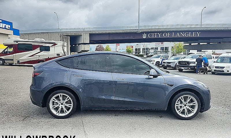 2020 Tesla Model Y L...