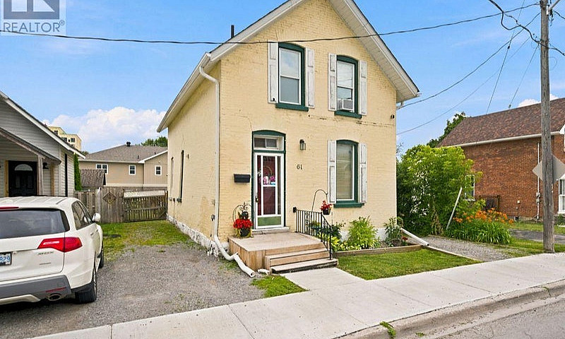 61 Lindsay Street N ...