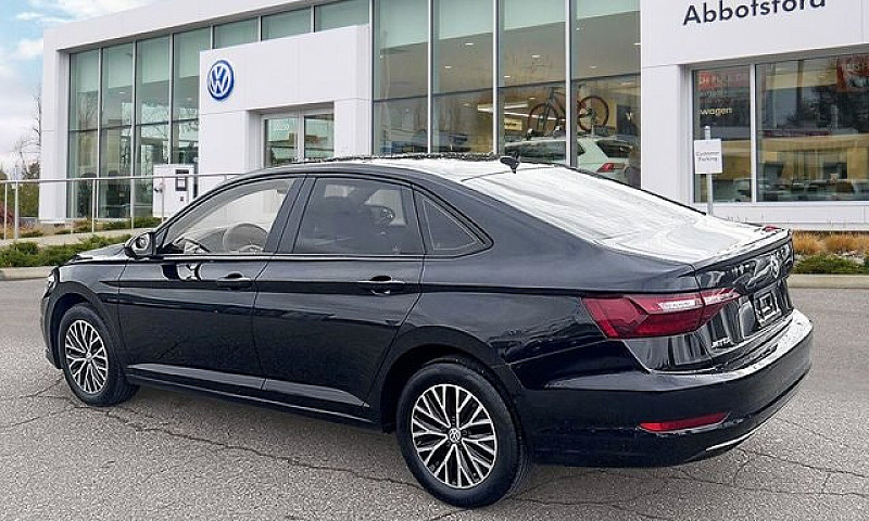 2020 Volkswagen Jett...
