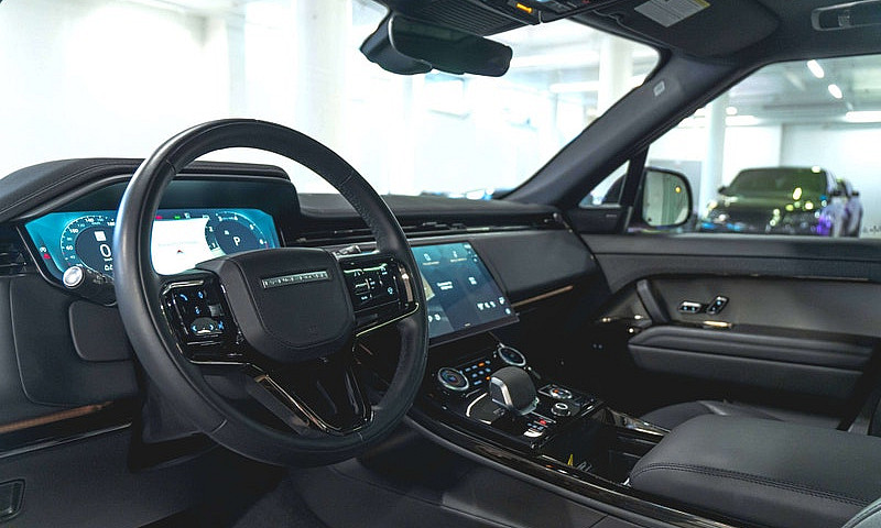 2023 Land Rover Rang...