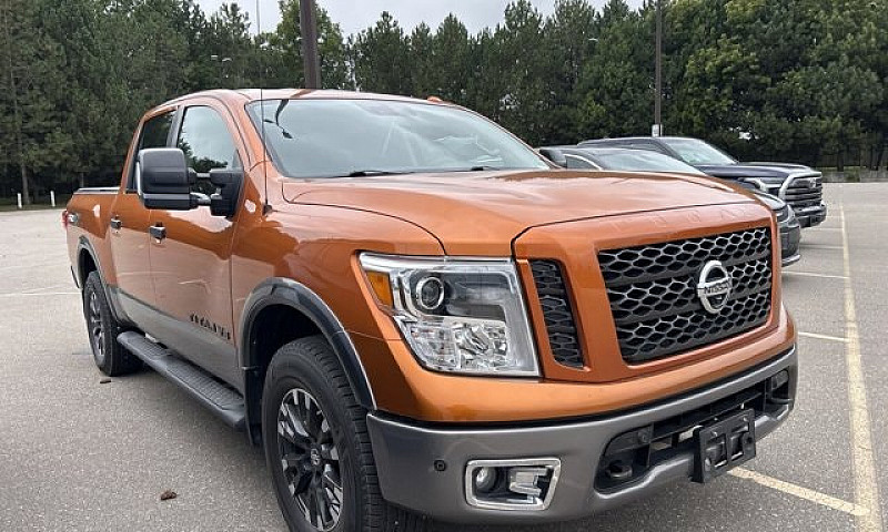 2019 Nissan Titan Pr...