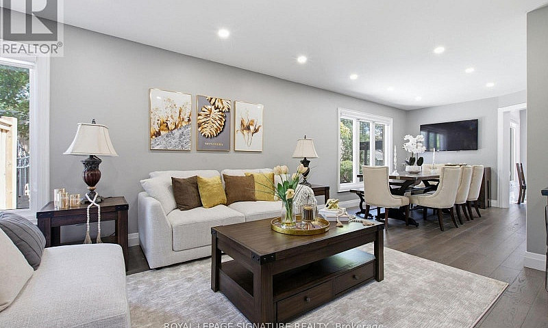 Detached 4+1 Bed Hom...