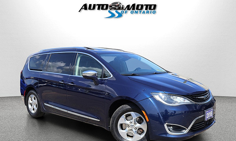 2018 Chrysler Pacifi...