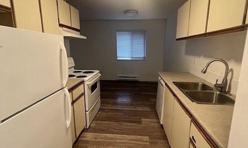 Spacious 2 Bedroom 1...