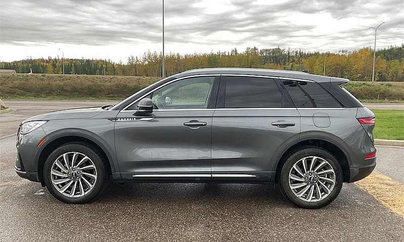2023 Lincoln Corsair...