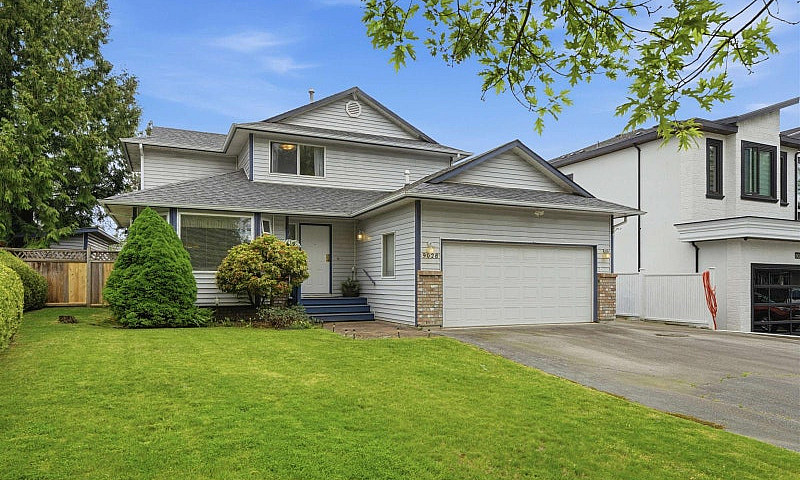 9028 136B Street Sur...