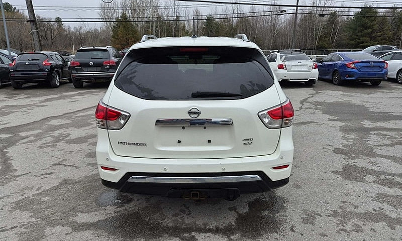 2015 Nissan Pathfind...
