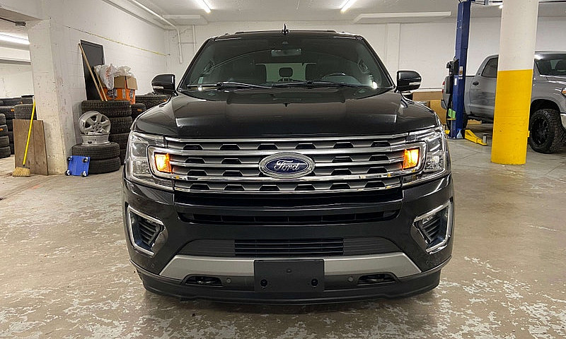 2020 Ford Expedition...