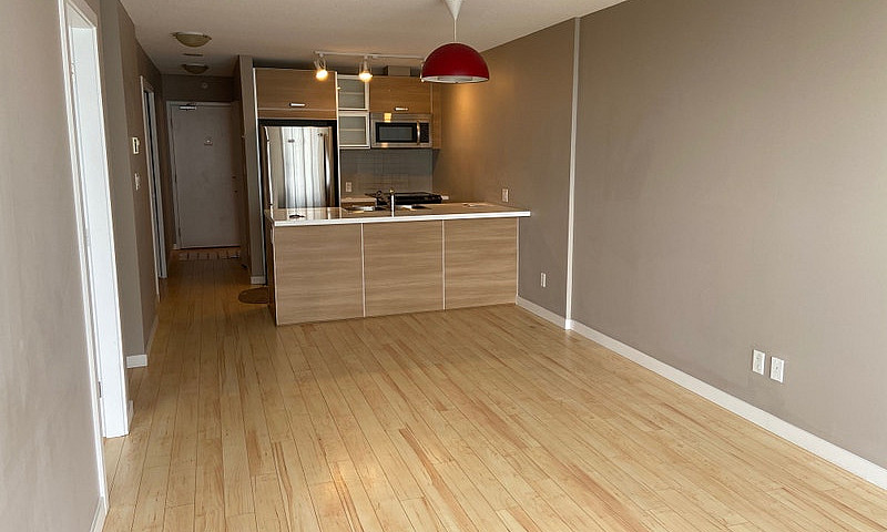 3403- 9981 Whalley B...