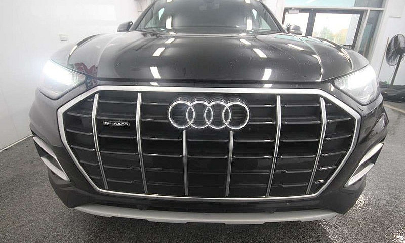 2023 Audi Q5 Komfort...