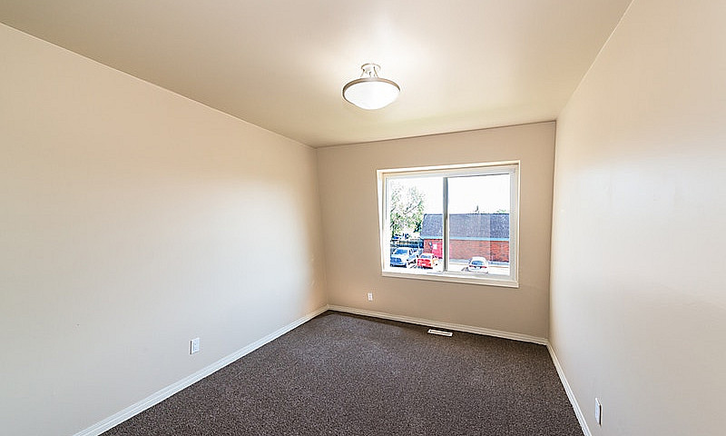 3 Bedroom Townhouse ...