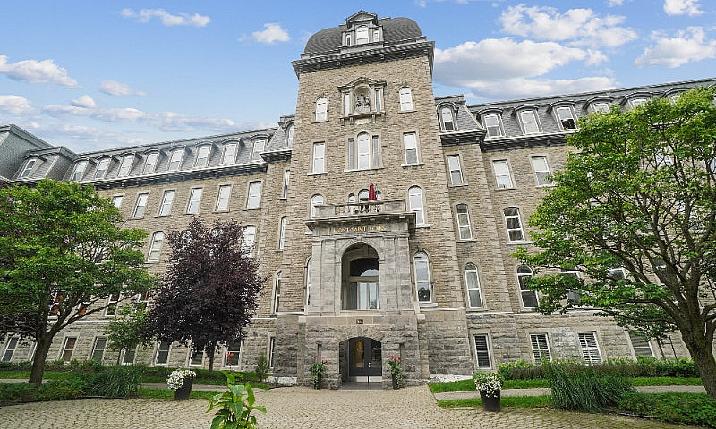 Condo Au Mont-Saint-...