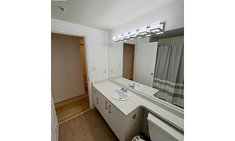 212 3600 Windcrest D...