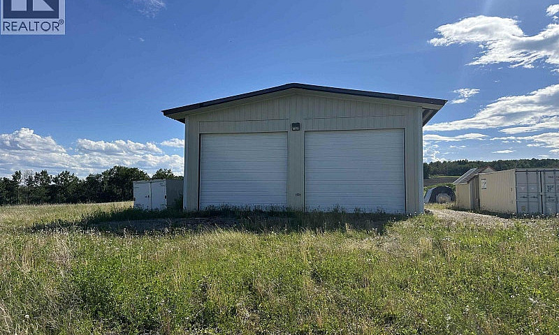 8363 252 Road Fort S...