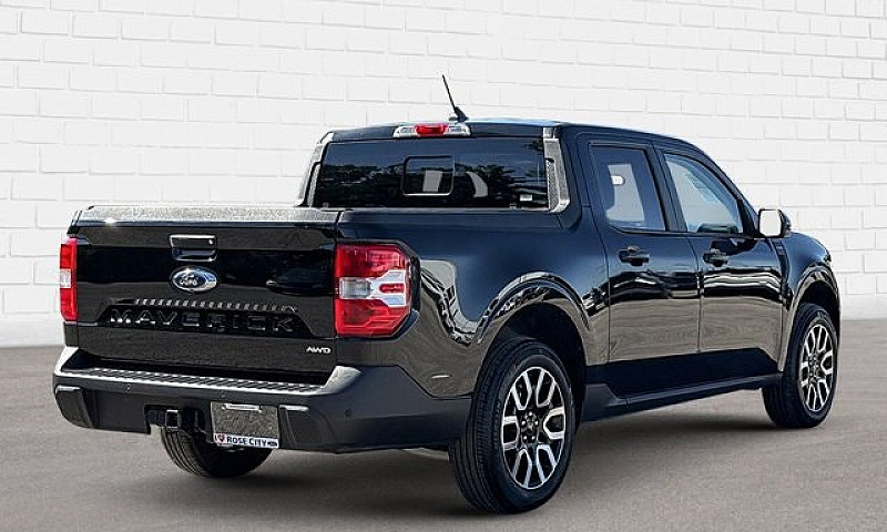 2024 Ford Maverick L...