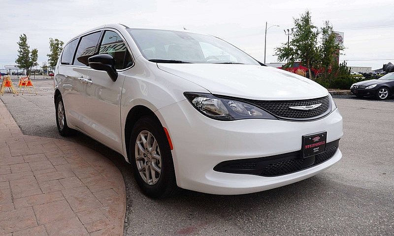 2025 Chrysler Grand ...