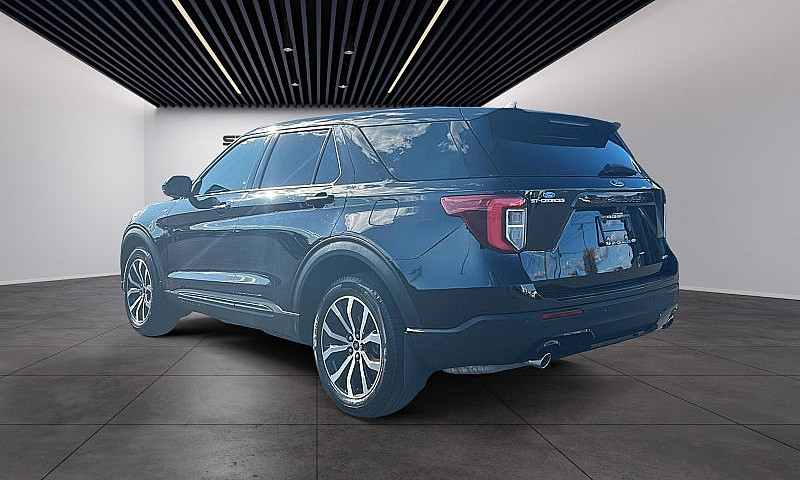 Ford Explorer St-Lin...