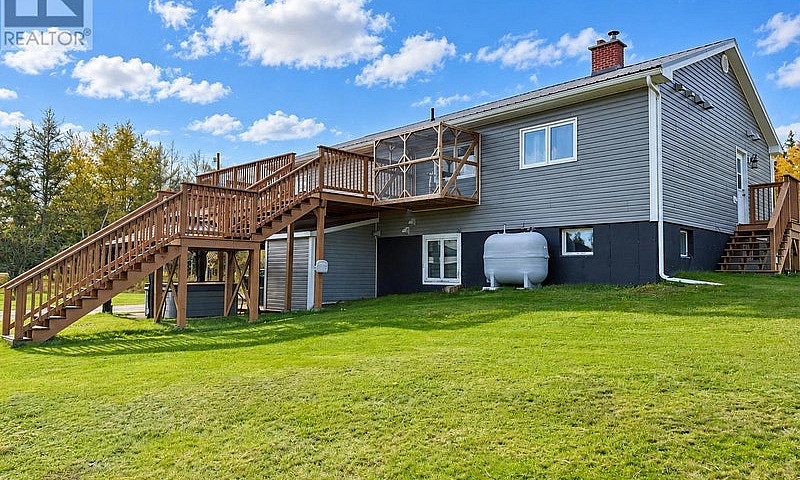 636 Macdonald Road B...