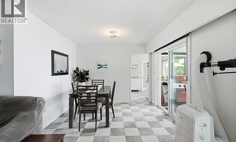 5223 Sunshine Coast ...