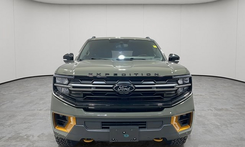 2025 Ford Expedition...
