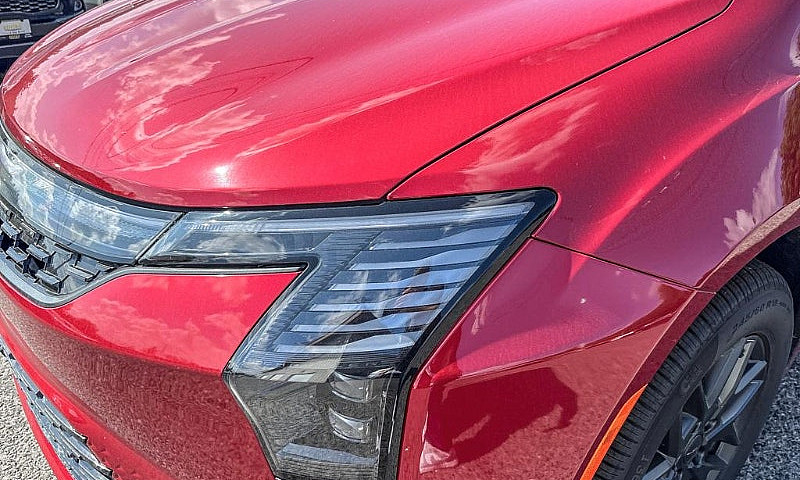 2027 Chrysler Pacifi...