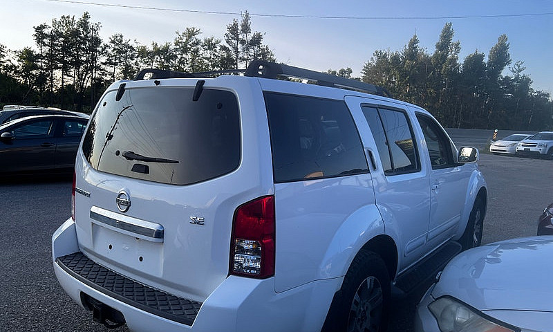 2010 Nissan Pathfind...