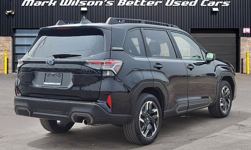 2025 Subaru Forester...