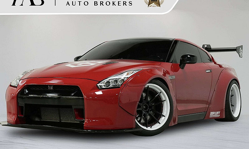 2011 Nissan Gt-R Lib...