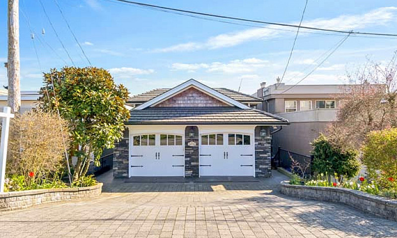 White Rock Dream Hom...
