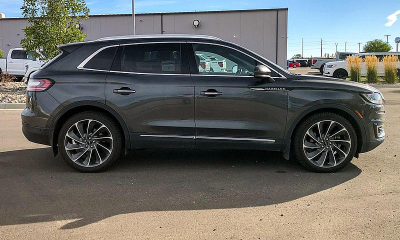 2019 Lincoln Nautilu...