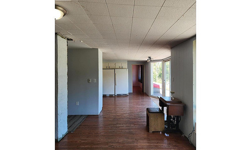 4657 Pioneer Road Qu...