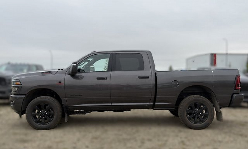 2025 Ram 3500 Big Ho...