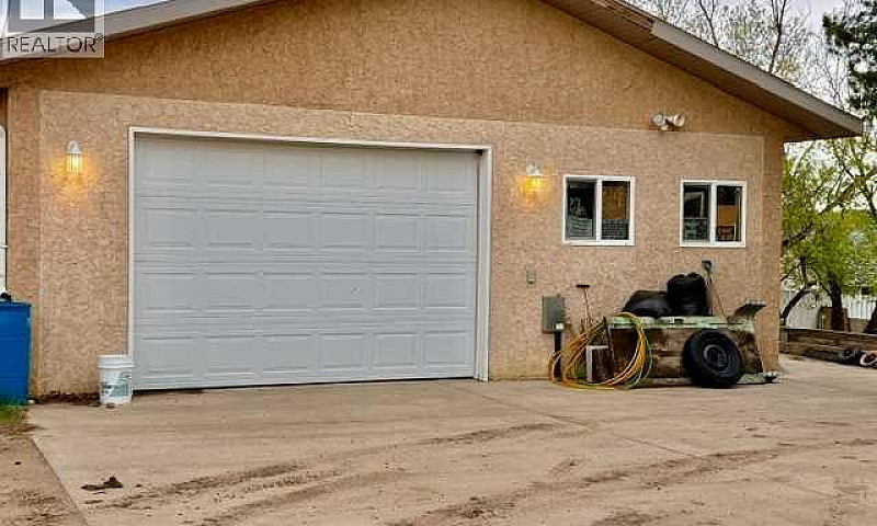 5116 48 Street Hardi...