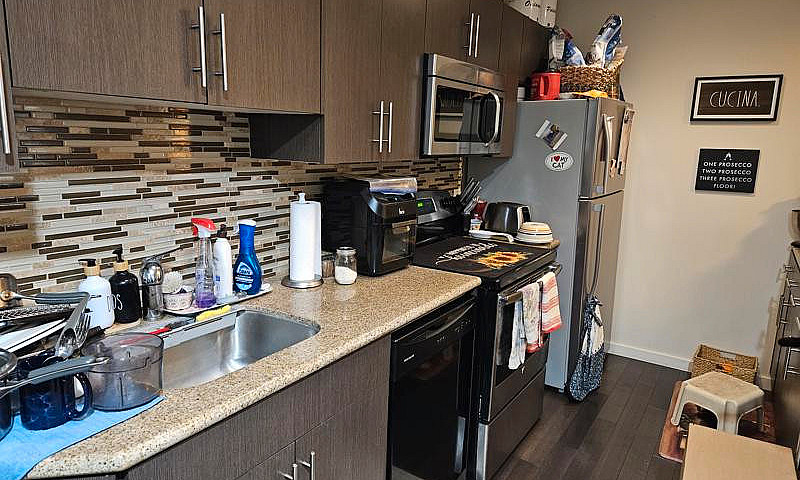 2 Beds, 2 Baths Cond...