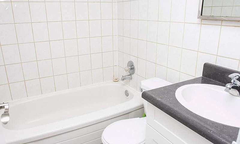 3 Bedroom Available ...