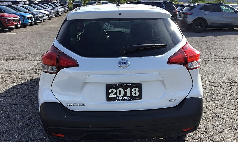 2018 Nissan Kicks Sv...
