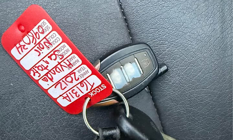 2012 Hyundai Santa F...