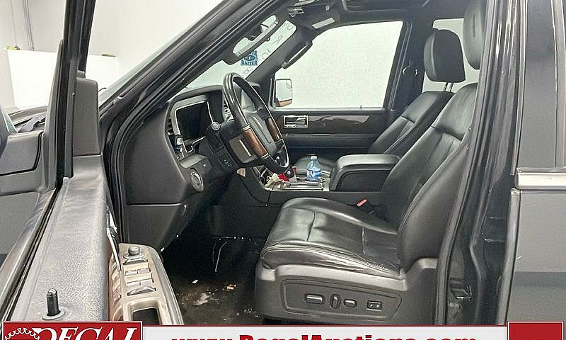 2014 Lincoln Navigat...