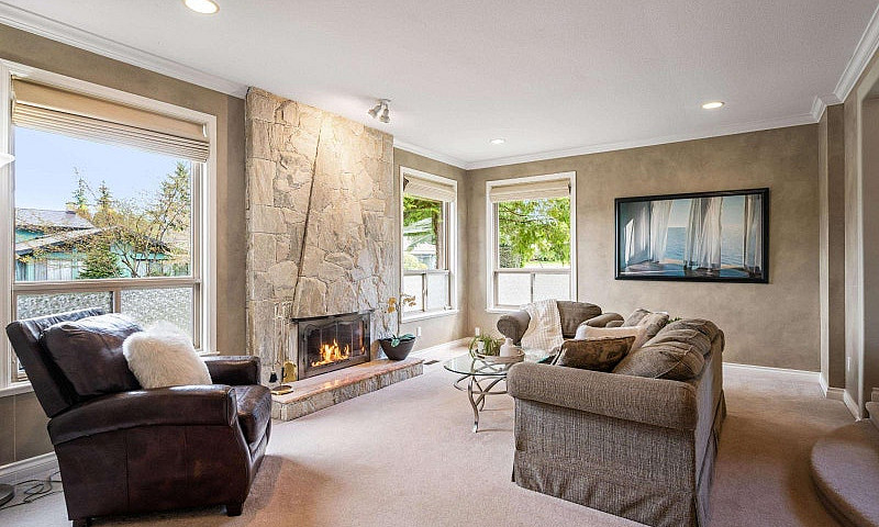 11390 Northview Cres...