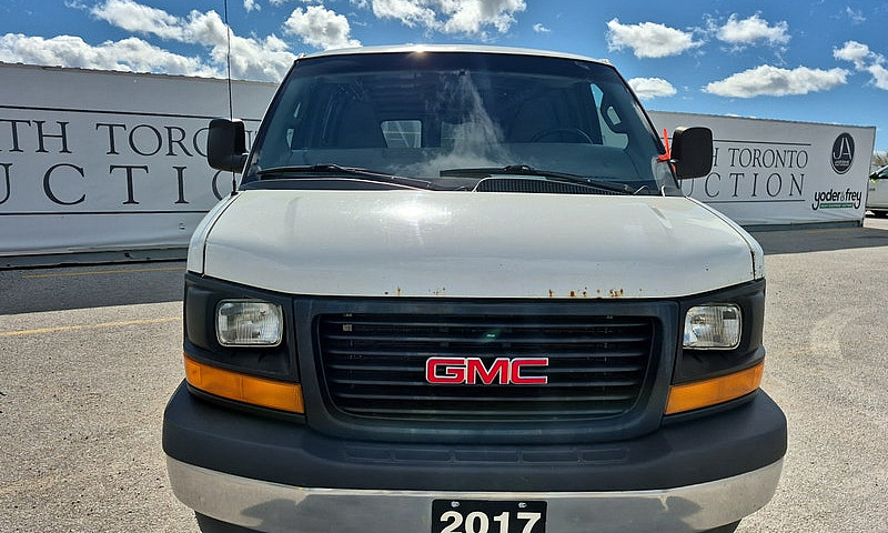2017 Gmc Savana...