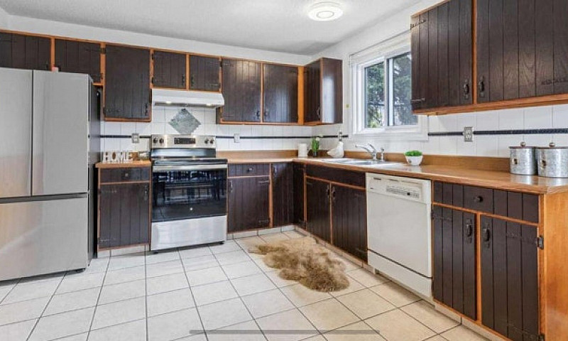 Spacious 3-Bed Falco...