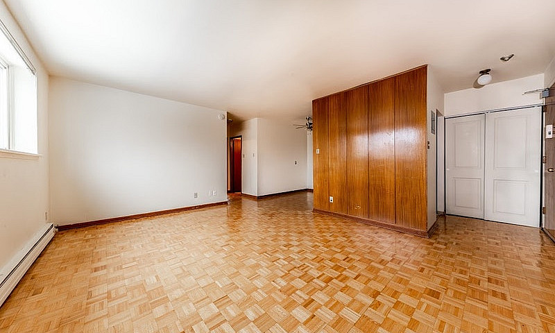 1000 Archibald - Tro...
