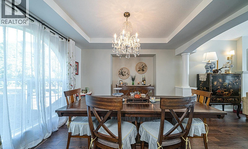 1577 Lodgepole Place...