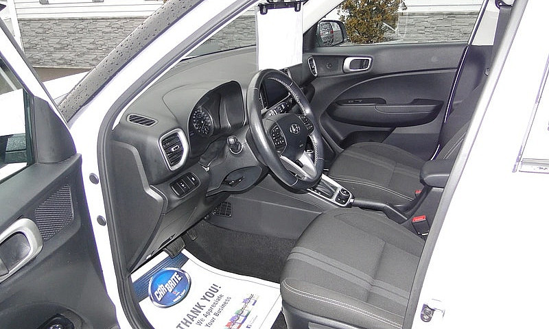 2021 Hyundai Venue T...
