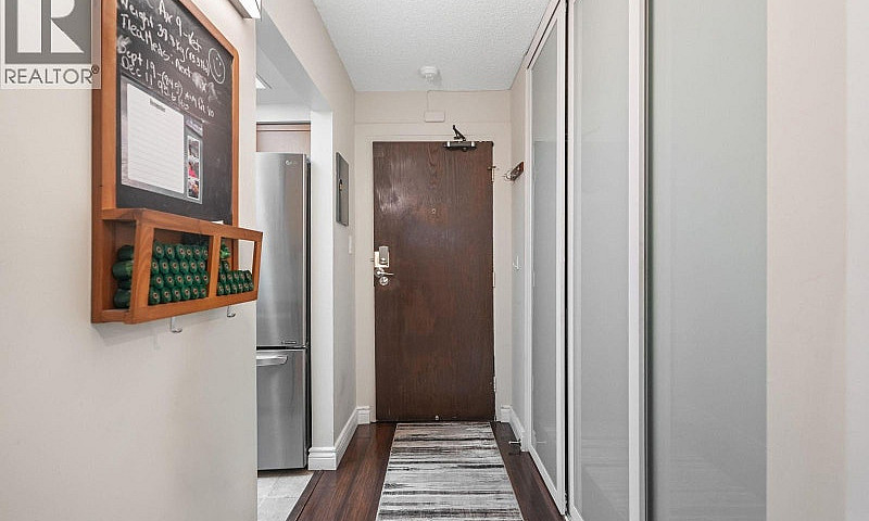 201 444 E 6Th Avenue...