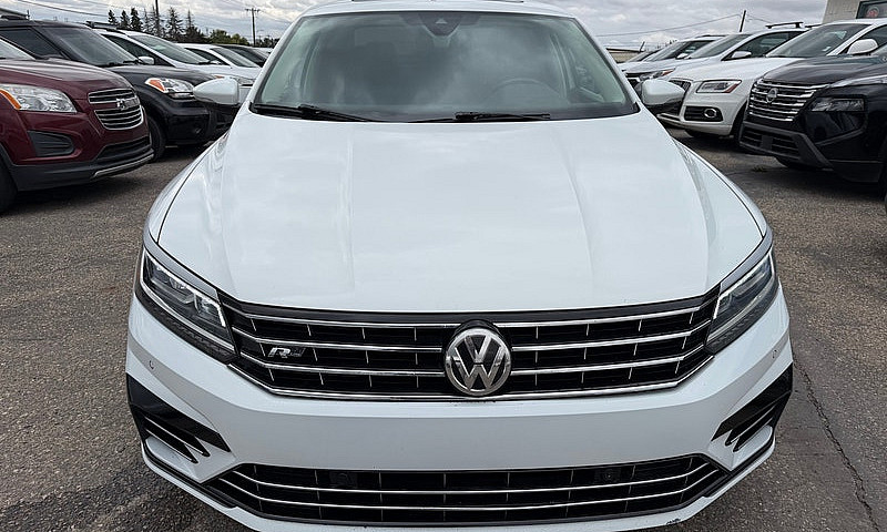2019 Volkswagen Pass...