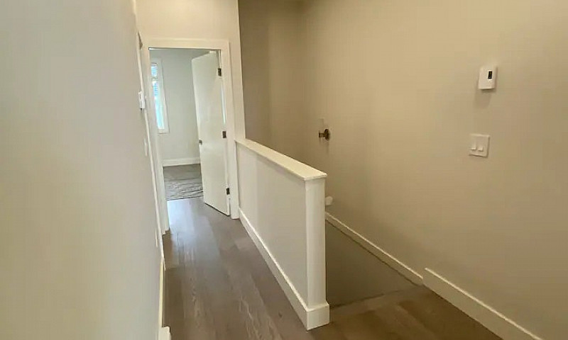 4-Bedroom, 3-Bathroo...