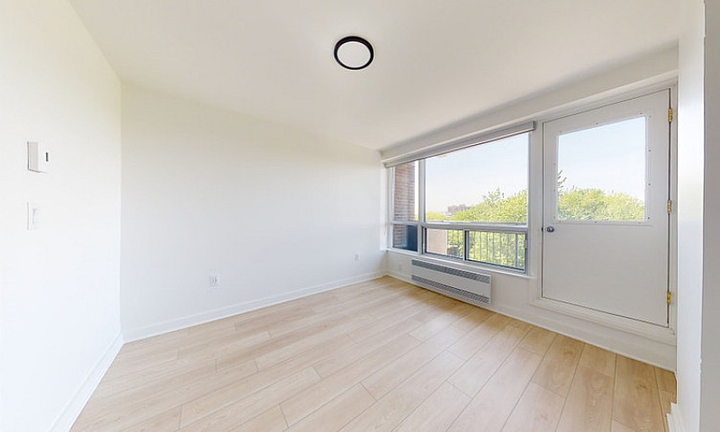 5120 Earnscliffe - A...