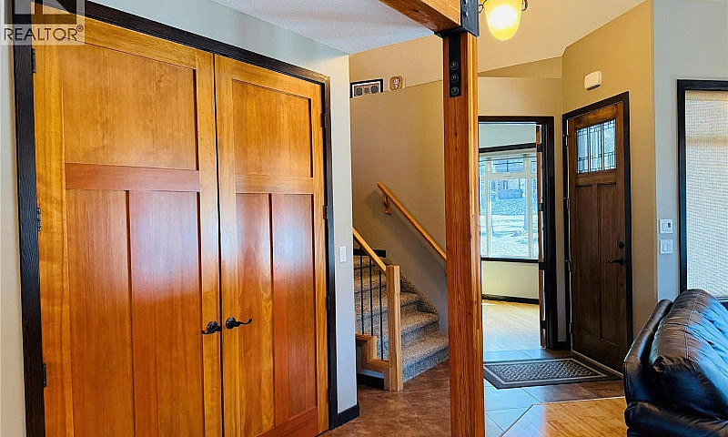 4997 Eaglebrook Cour...