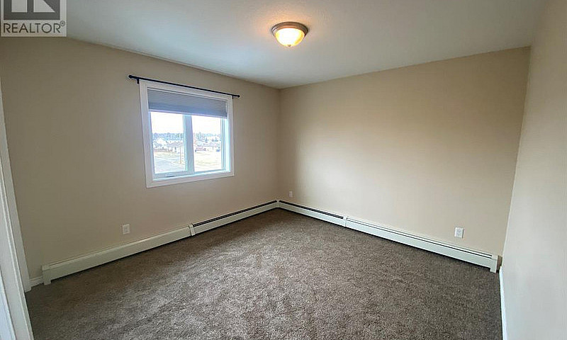 5, 5101 42 Avenue Gr...